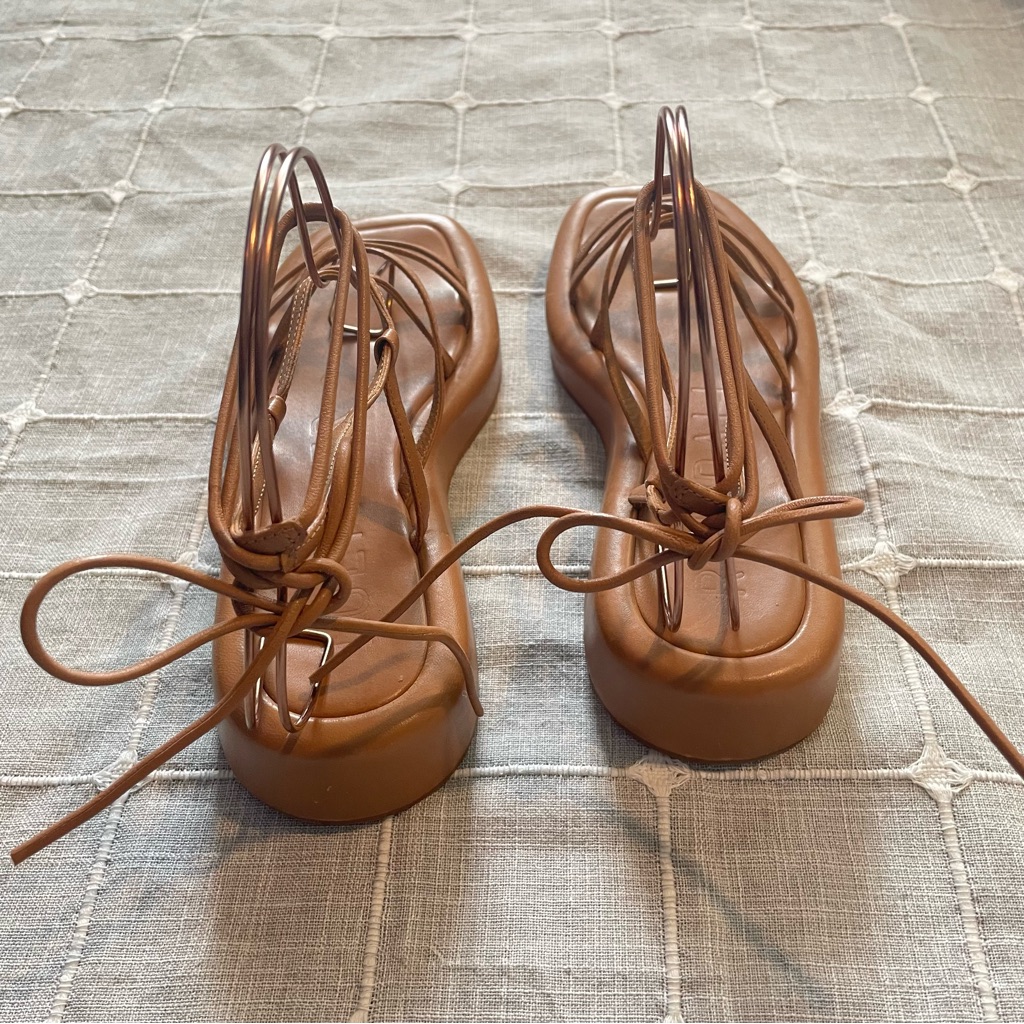 The Loefflet Randall Beau Wrap Platform Sandal Crisscross Straps Leather Sz 8 — image 5 of 8